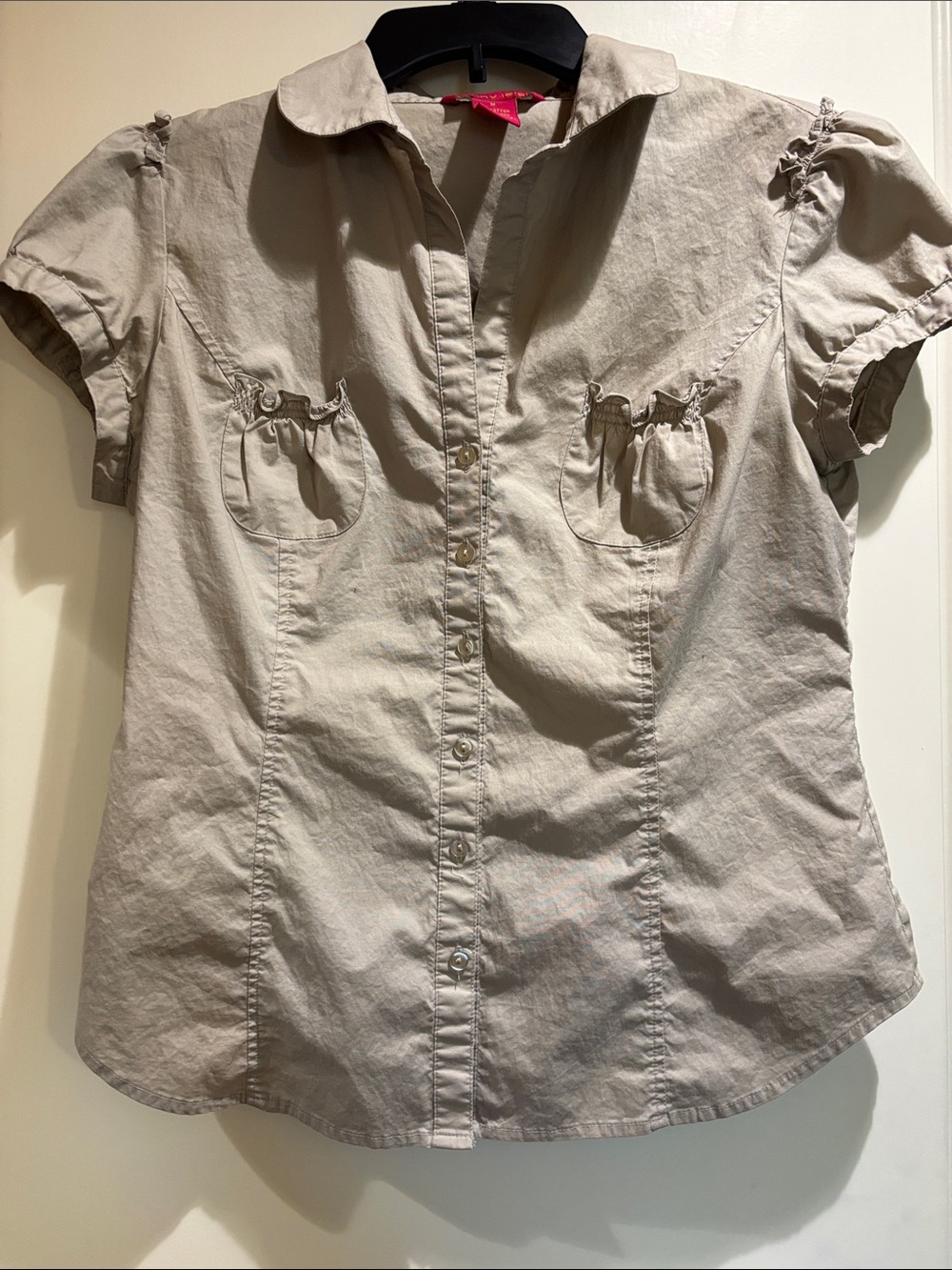 Sunny Leigh Beige Short-Sleeve Ruffle Pocket Button-Down Shirt